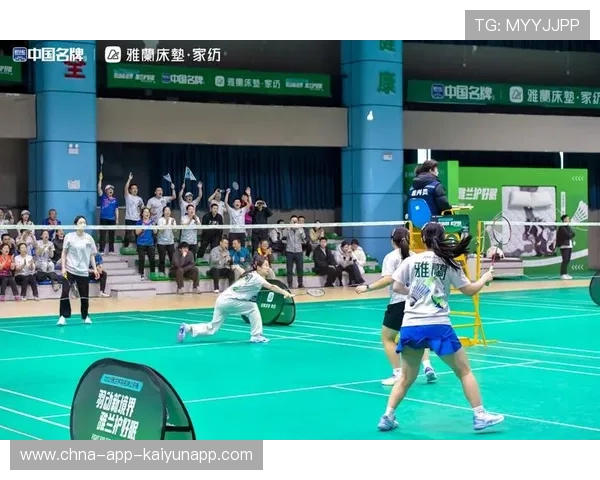 羽毛球青年队在内部赛中表现突出，多名选手脱颖而出