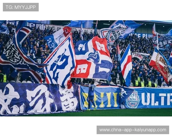 海港主场观众人数罕见超越申花157人！，上海海港主场在哪